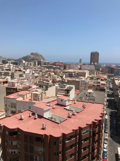 Apartamento Aitana.Esta A 2 Km De La Playa Andando Apartment Аликанте Екстериор снимка